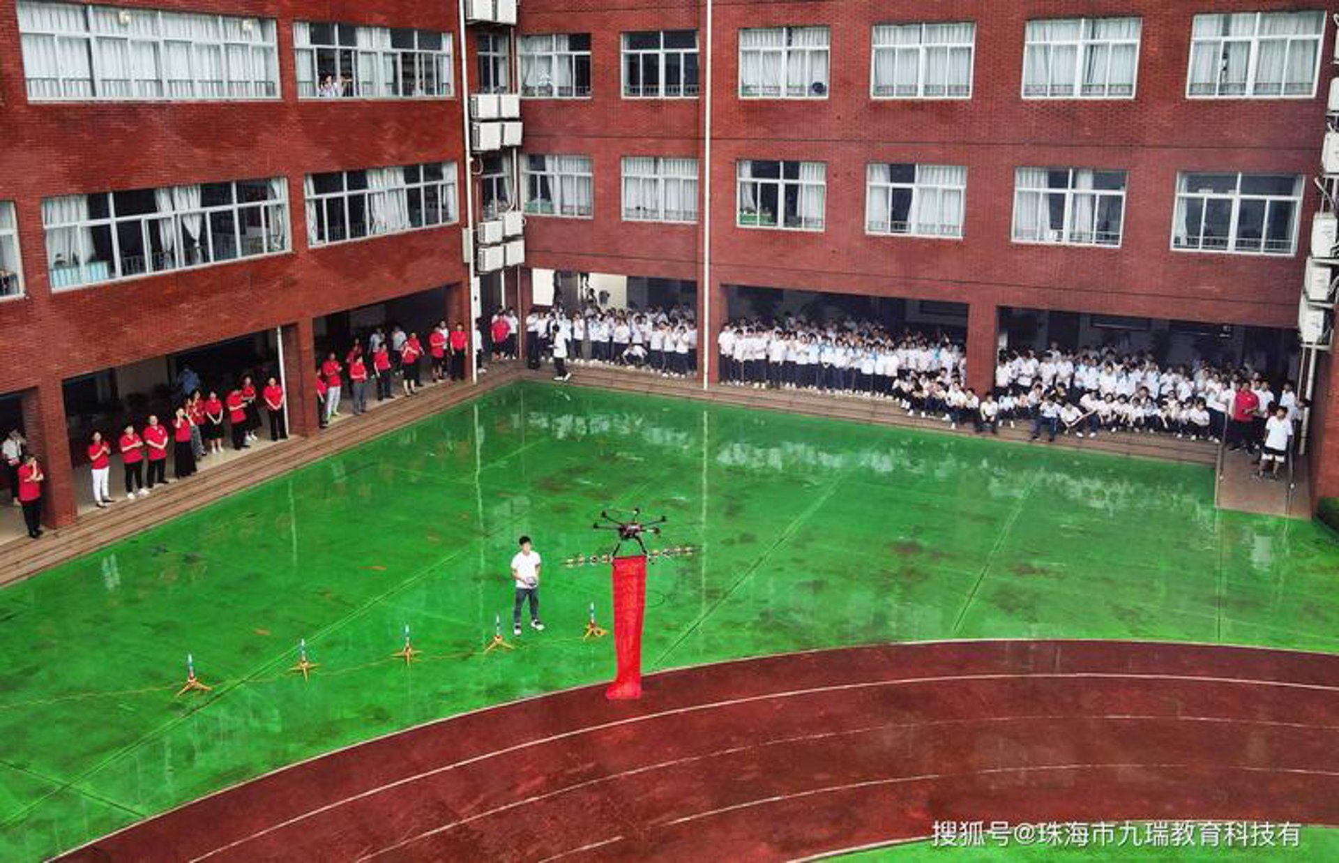 朗域无人机